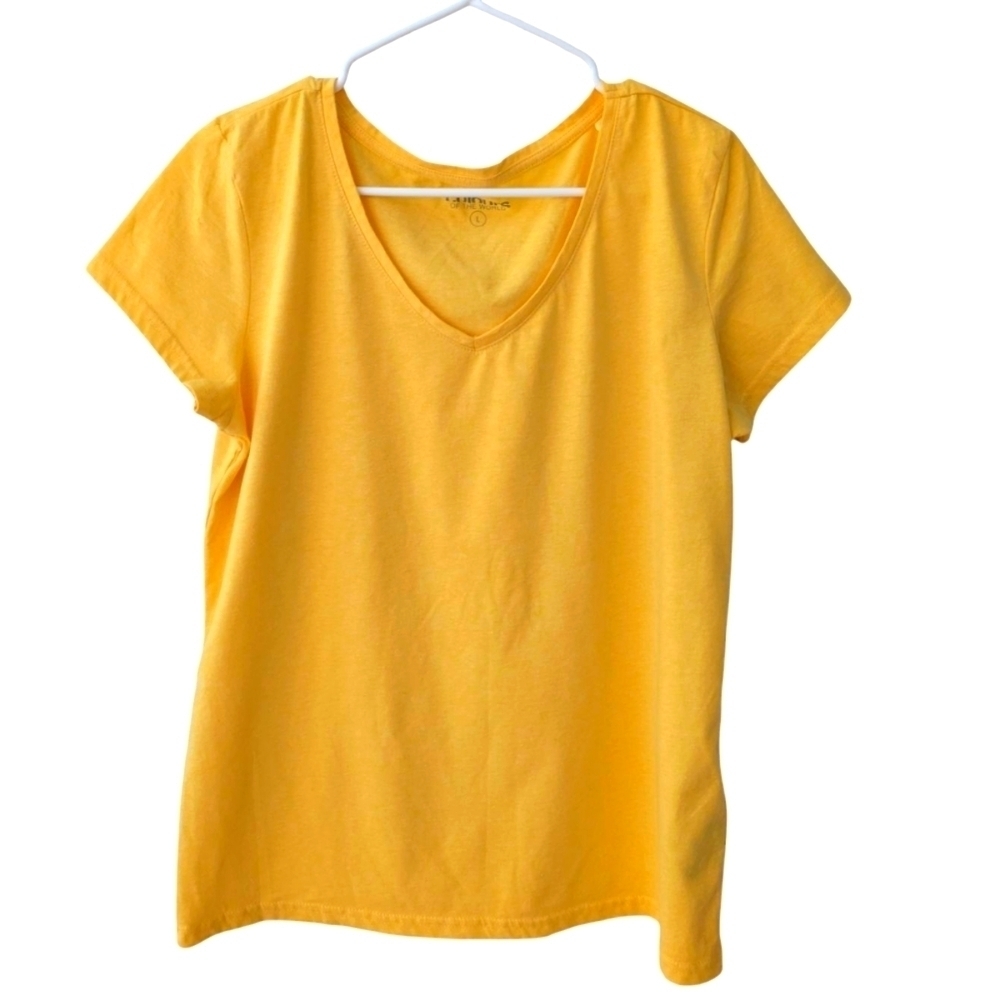 NWOT Colours Of The World Women's Yellow V-Neck T-Shirt SZ L